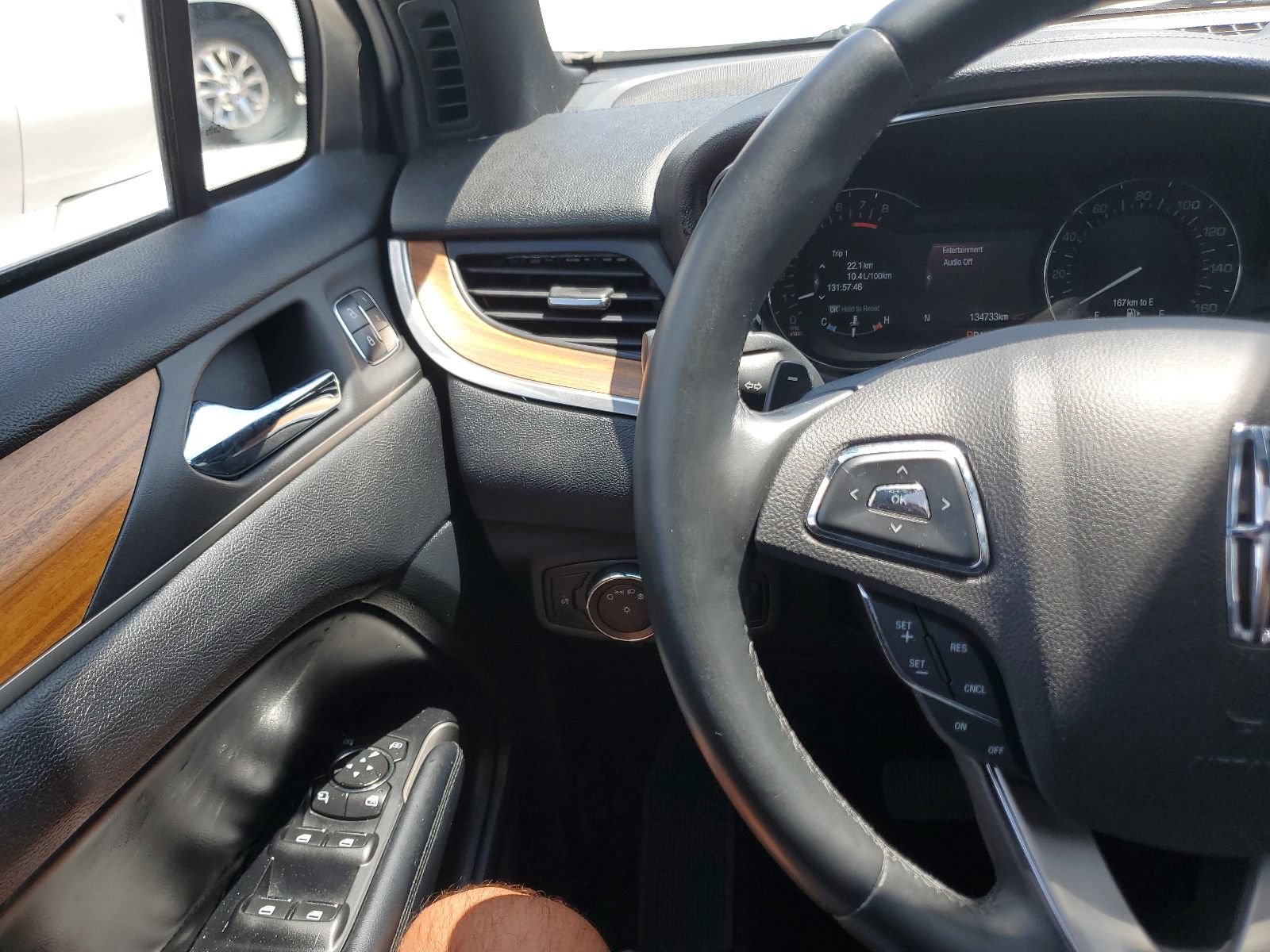 Used 2018 Lincoln MKC Reserve AWD/4WD image 19