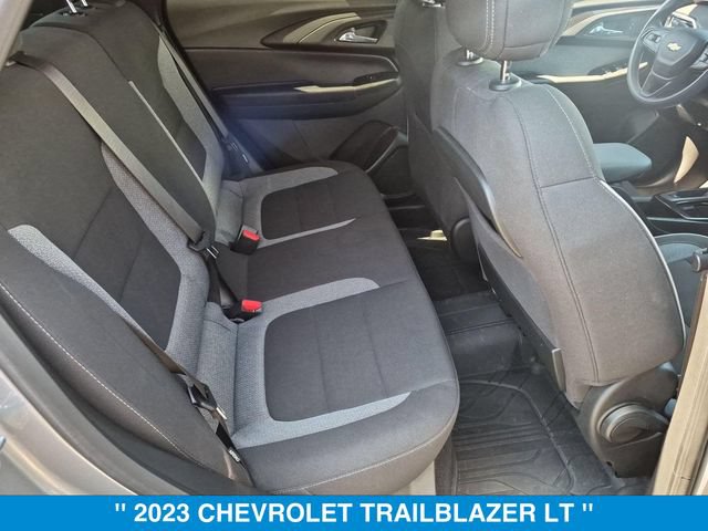 Used 2023 Chevrolet TrailBlazer LT w/ Convenience Package AWD/4WD image 30
