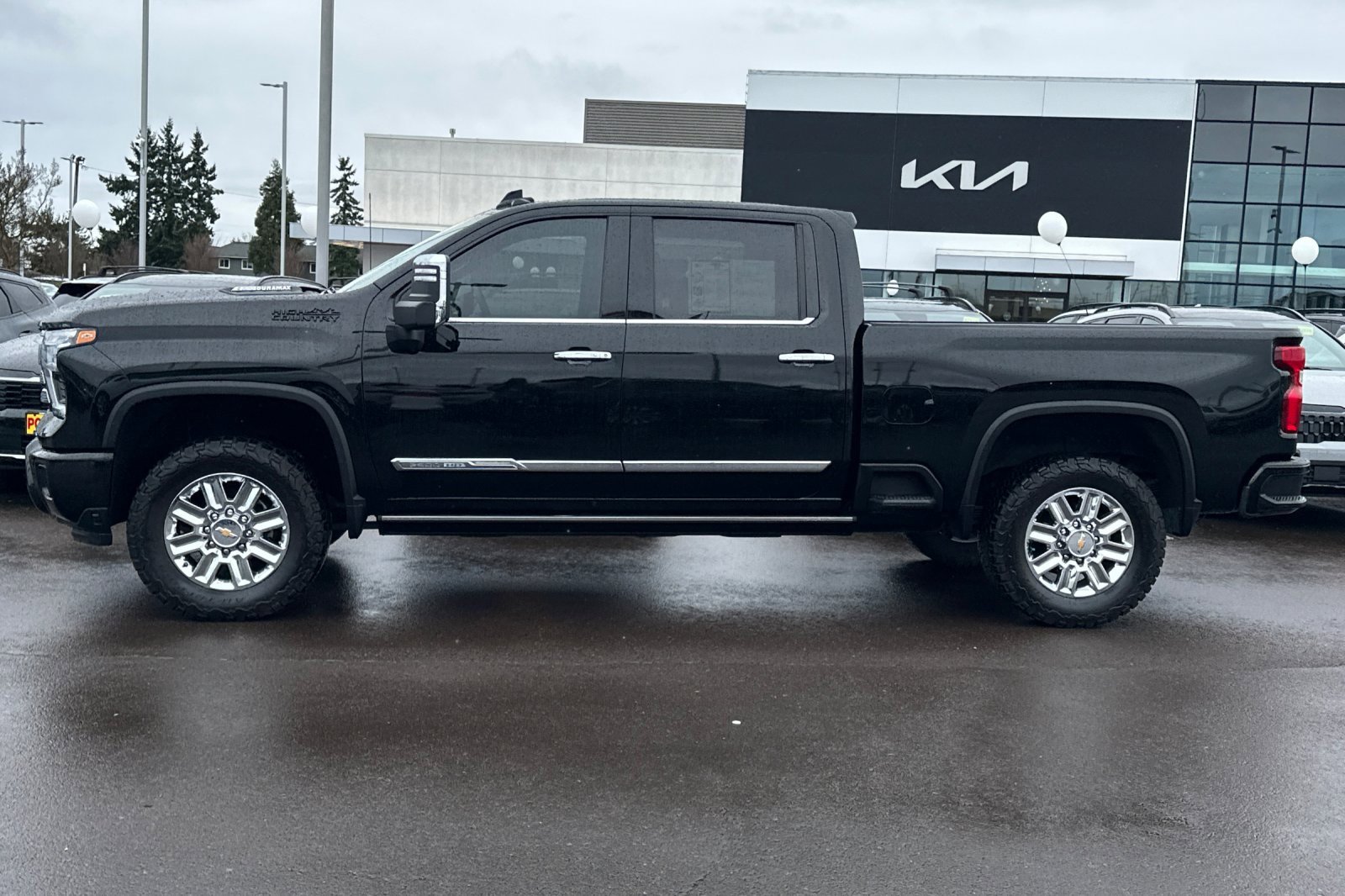 Used 2024 Chevrolet Silverado 2500 High Country w/ High Country Premium Package image 7