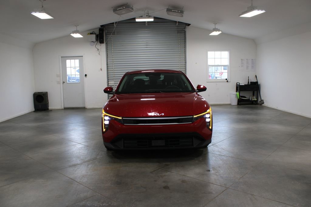 Used 2025 Kia K4 FWD image 3