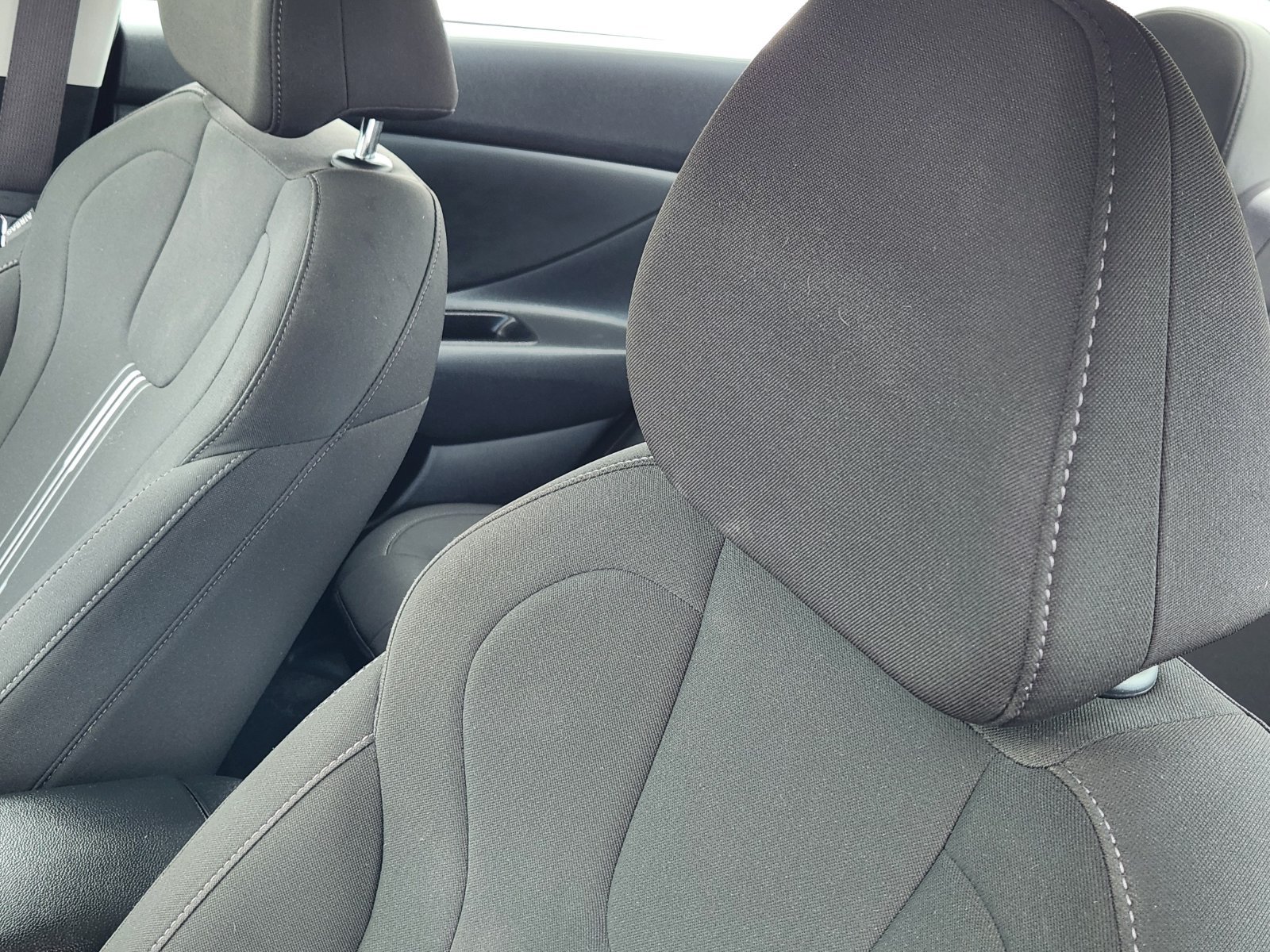 Used 2024 Hyundai Elantra SEL FWD image 17
