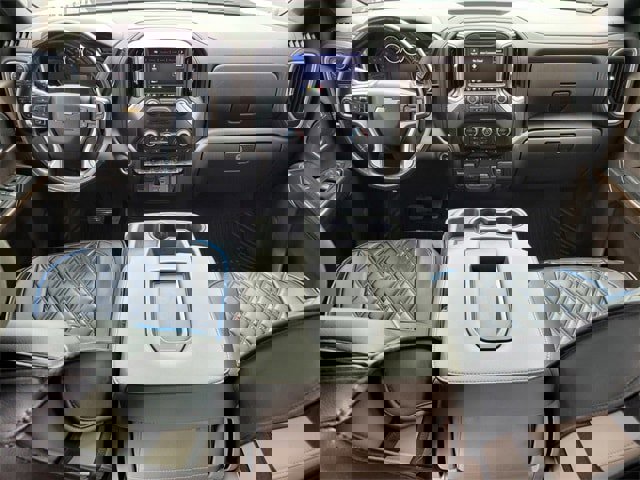 Used 2020 Chevrolet Silverado 1500 LT w/ All-Star Edition image 13