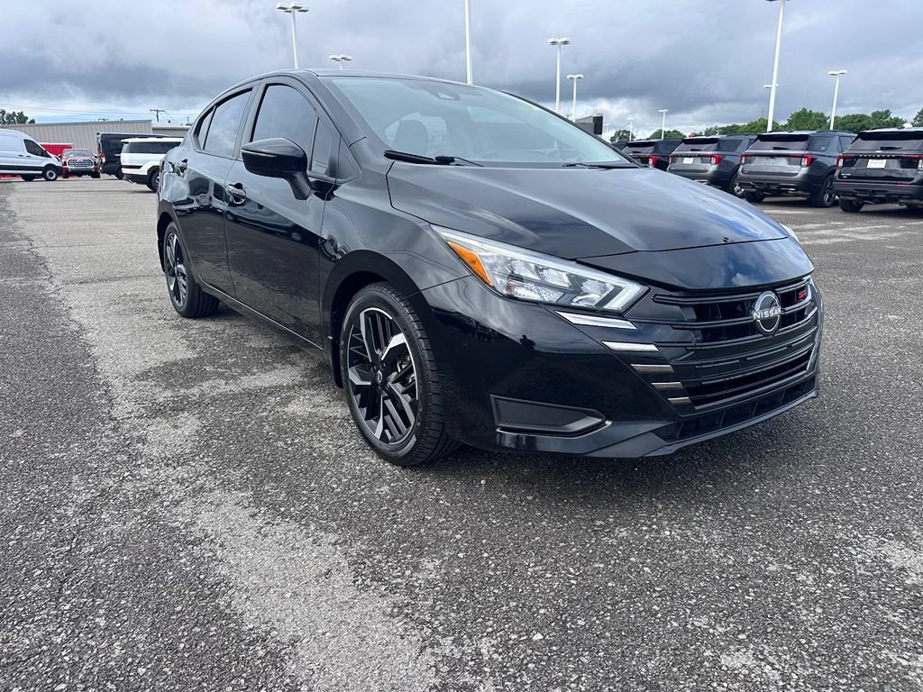 Used 2024 Nissan Versa SR w/ Trunk Package FWD image 4