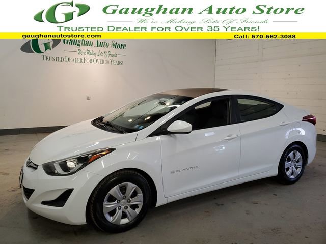 Used 2016 Hyundai Elantra SE image 1