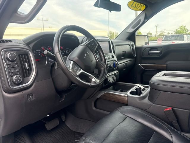 Used 2021 Chevrolet Silverado 1500 LT Trail Boss w/ LPO, Dark Essentials Package AWD/4WD image 6