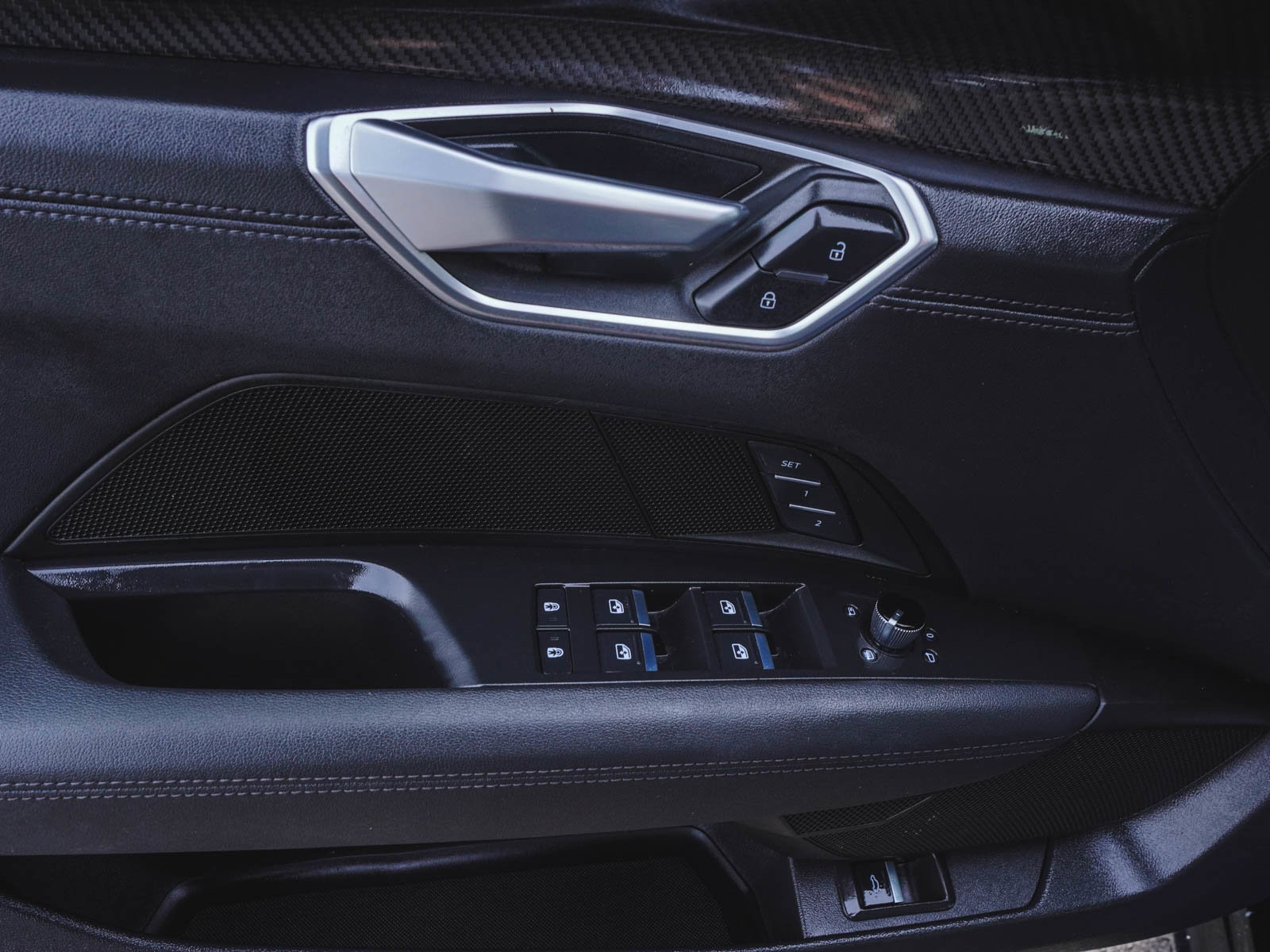 Used 2022 Audi e-tron GT Premium Plus w/ Performance Package image 10