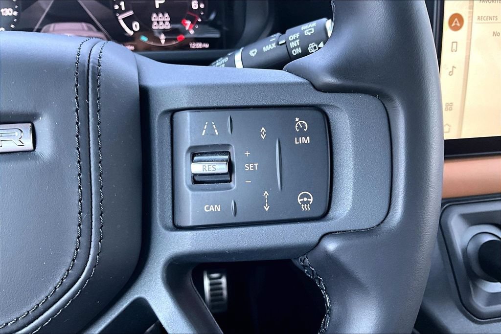 Used 2023 Land Rover Defender 130 X AWD/4WD image 20