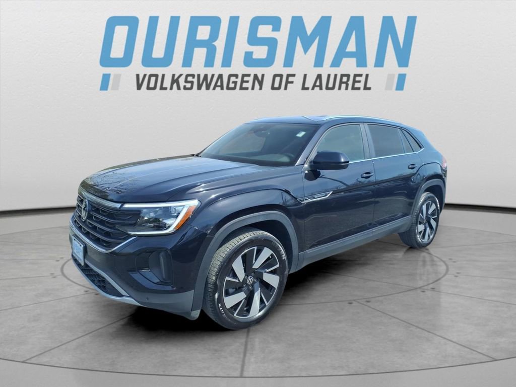Used 2024 Volkswagen Atlas Cross Sport SE image 1