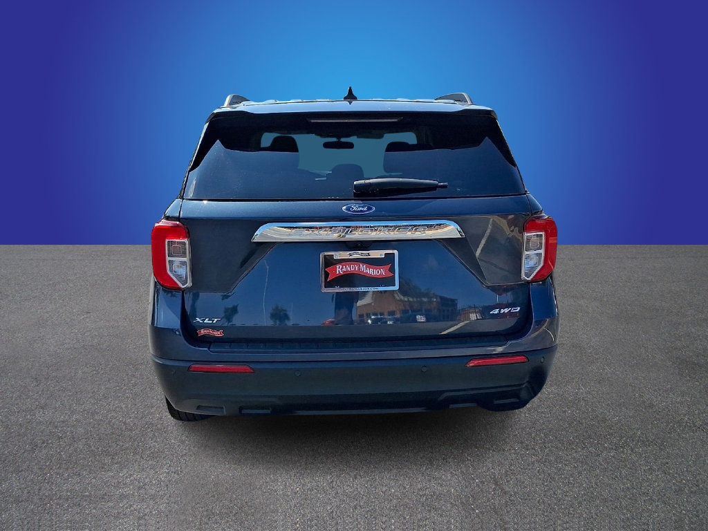 Used 2024 Ford Explorer XLT AWD/4WD image 5