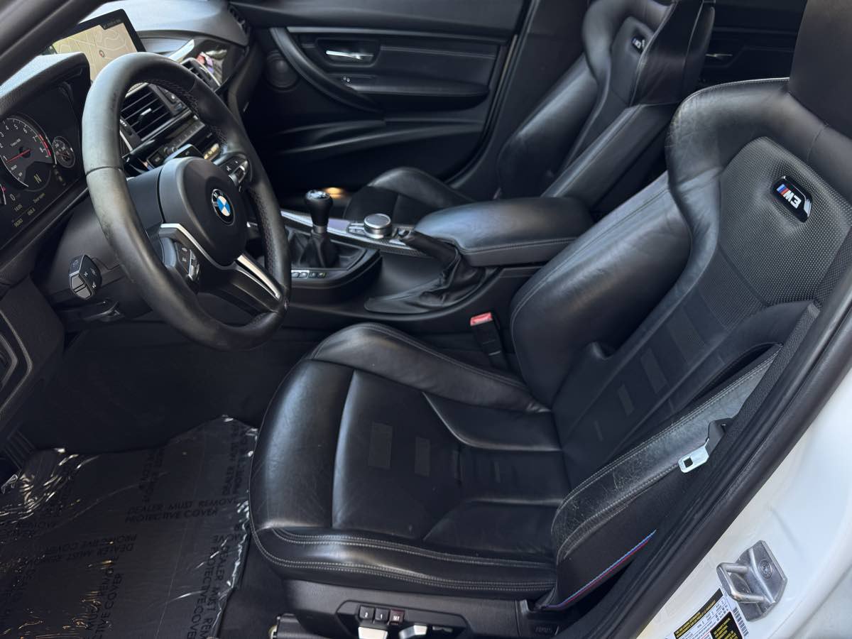 Used 2018 BMW M3 RWD image 13