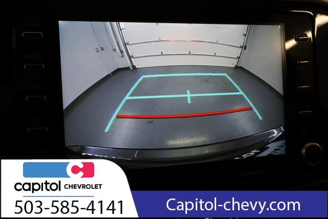 Used 2022 Toyota Highlander LE AWD/4WD image 25