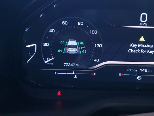 Used 2024 GMC Yukon XL Denali image 2