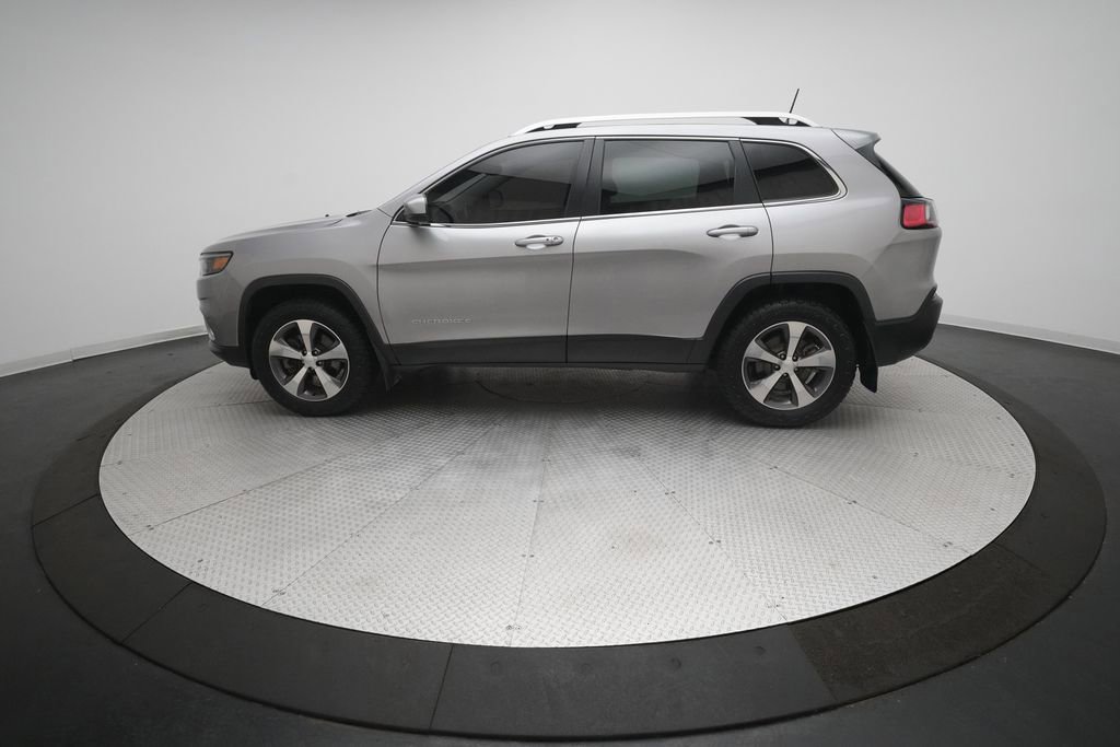 Used 2019 Jeep Cherokee Limited image 23