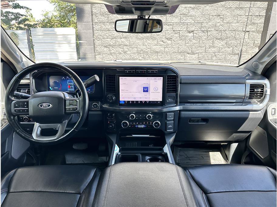 Used 2024 Ford F350 Lariat w/ Lariat Ultimate Package AWD/4WD image 19