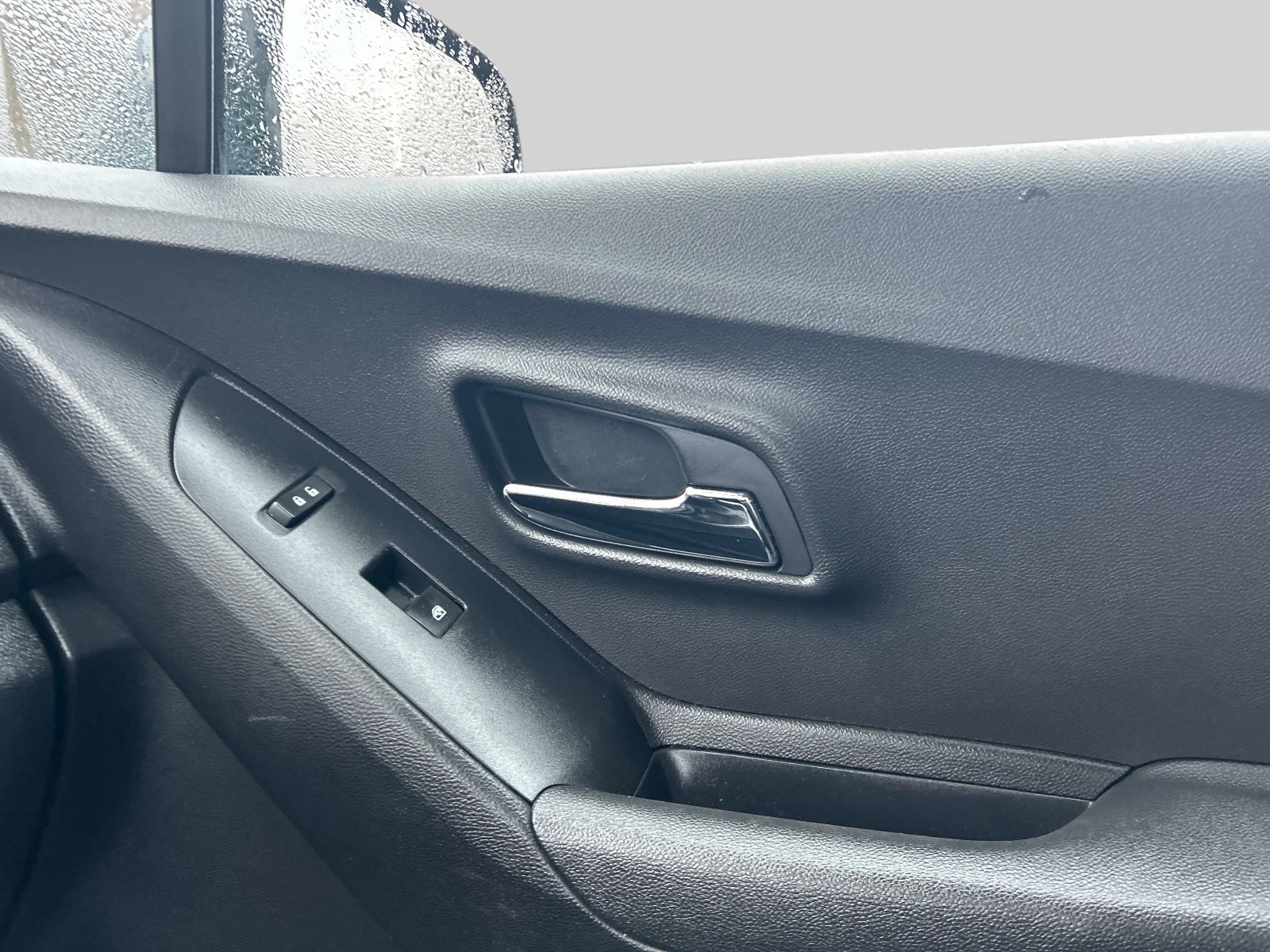 Used 2016 Chevrolet Trax LT image 30