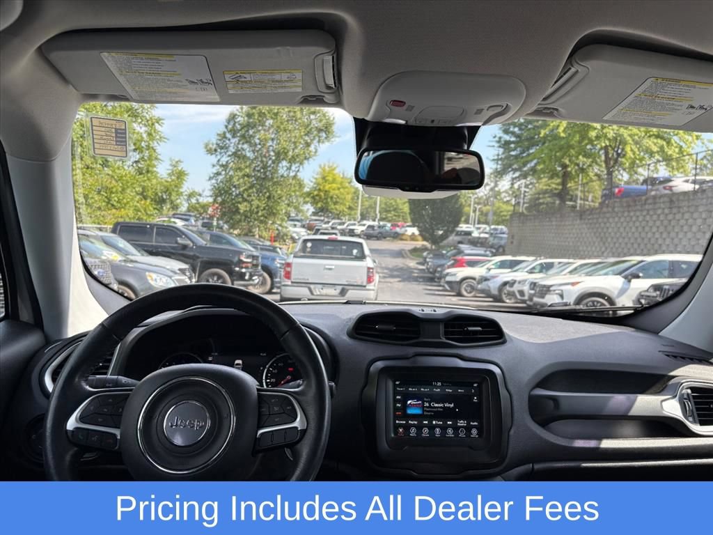 Used 2021 Jeep Renegade Latitude w/ Convenience Group AWD/4WD image 7