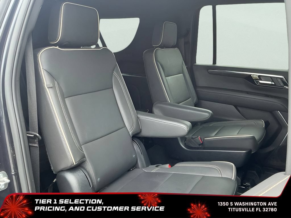 Used 2025 Chevrolet Suburban Premier RWD image 20
