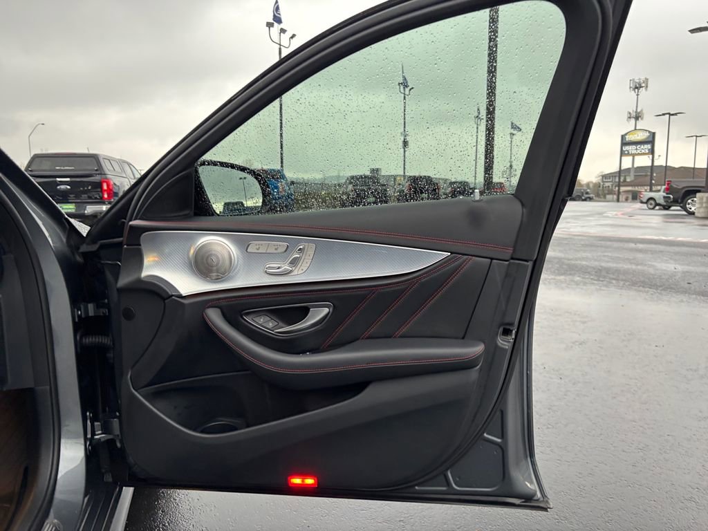 Used 2022 Mercedes-Benz E 53 AMG 4MATIC Sedan image 26