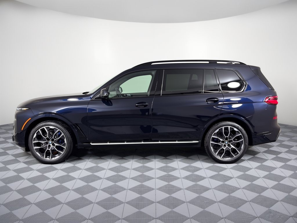 New 2027 BMW X7 xDrive40i w/ M Sport Package AWD/4WD image 2