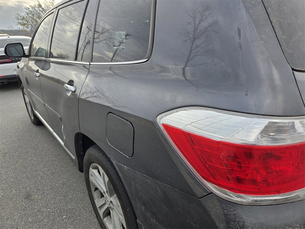 Used 2013 Toyota Highlander Limited image 4
