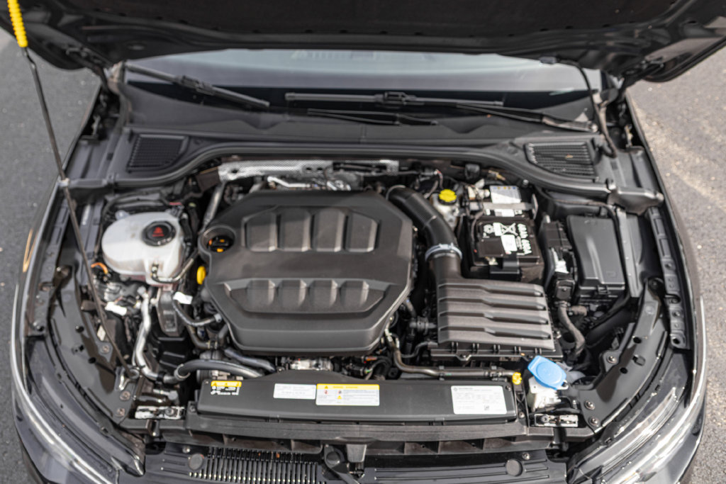 Certified 2024 Volkswagen GTI S FWD image 32