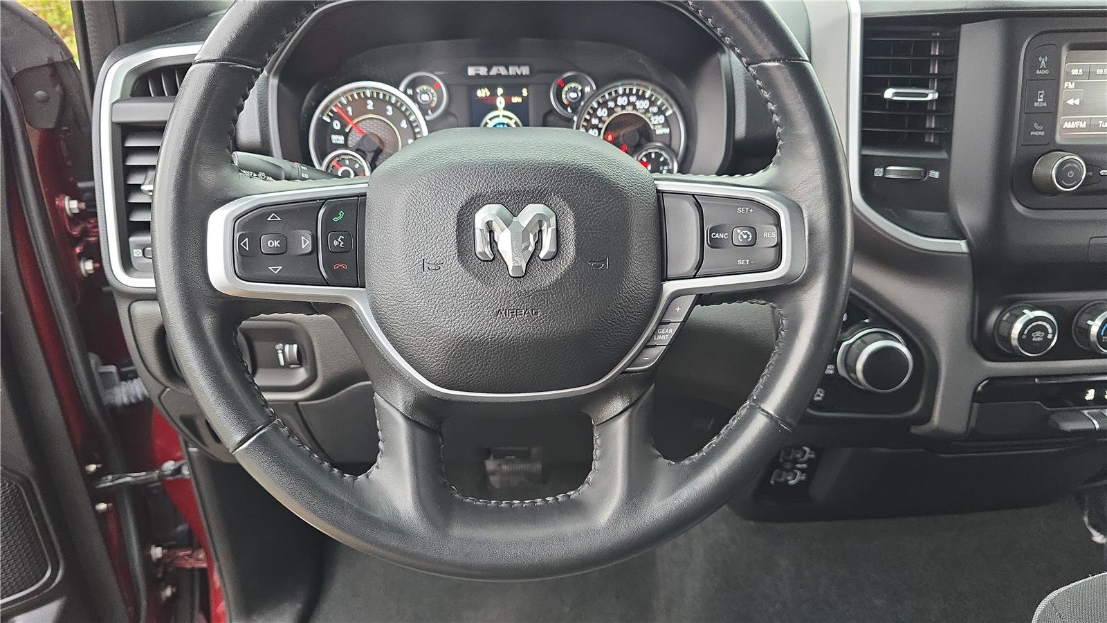 Used 2023 RAM 1500 Big Horn AWD/4WD image 26