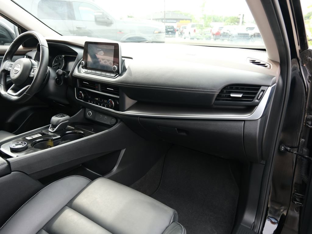 Used 2023 Nissan Rogue SV w/ SV Premium B Package AWD/4WD image 34