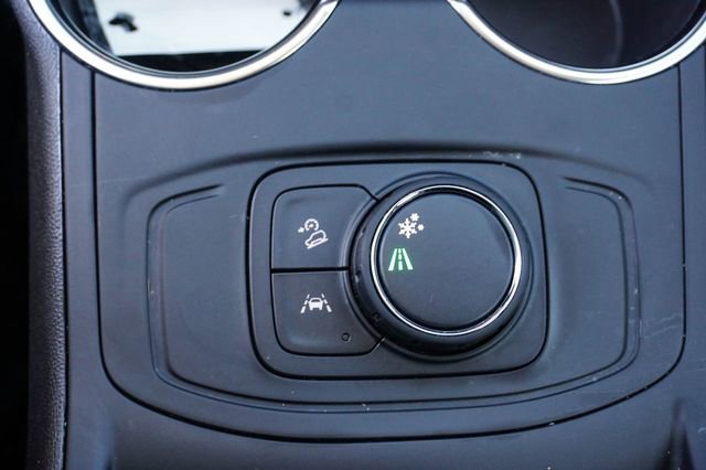 Used 2024 GMC Terrain SLE image 24