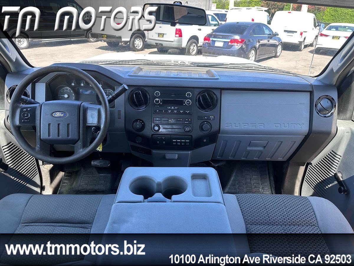 Used 2014 Ford F250 XL w/ XL Appearance Package AWD/4WD image 7