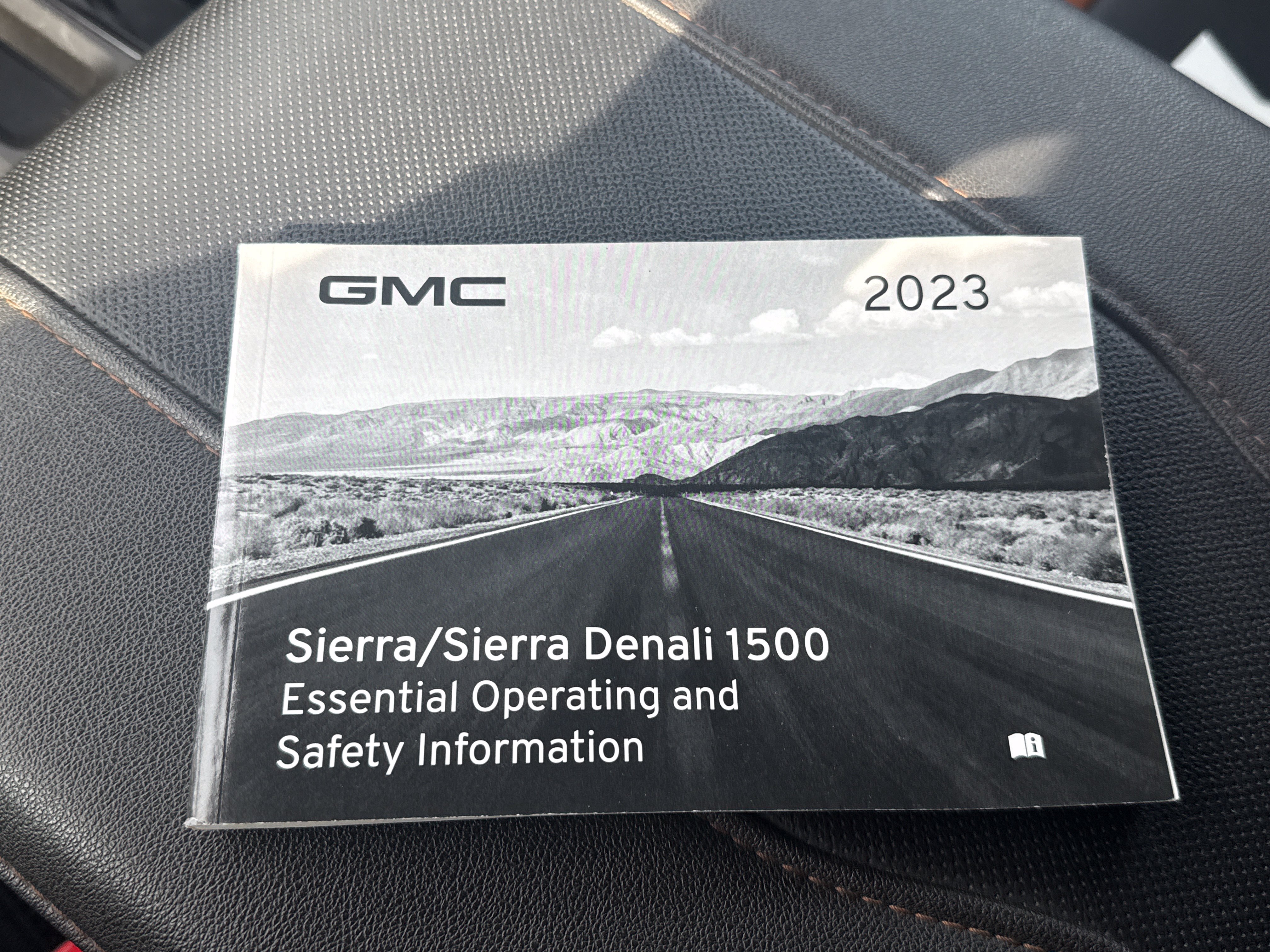 Used 2023 GMC Sierra 1500 AT4 AWD/4WD image 27