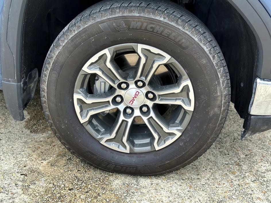 Used 2024 GMC Sierra 1500 SLT image 12