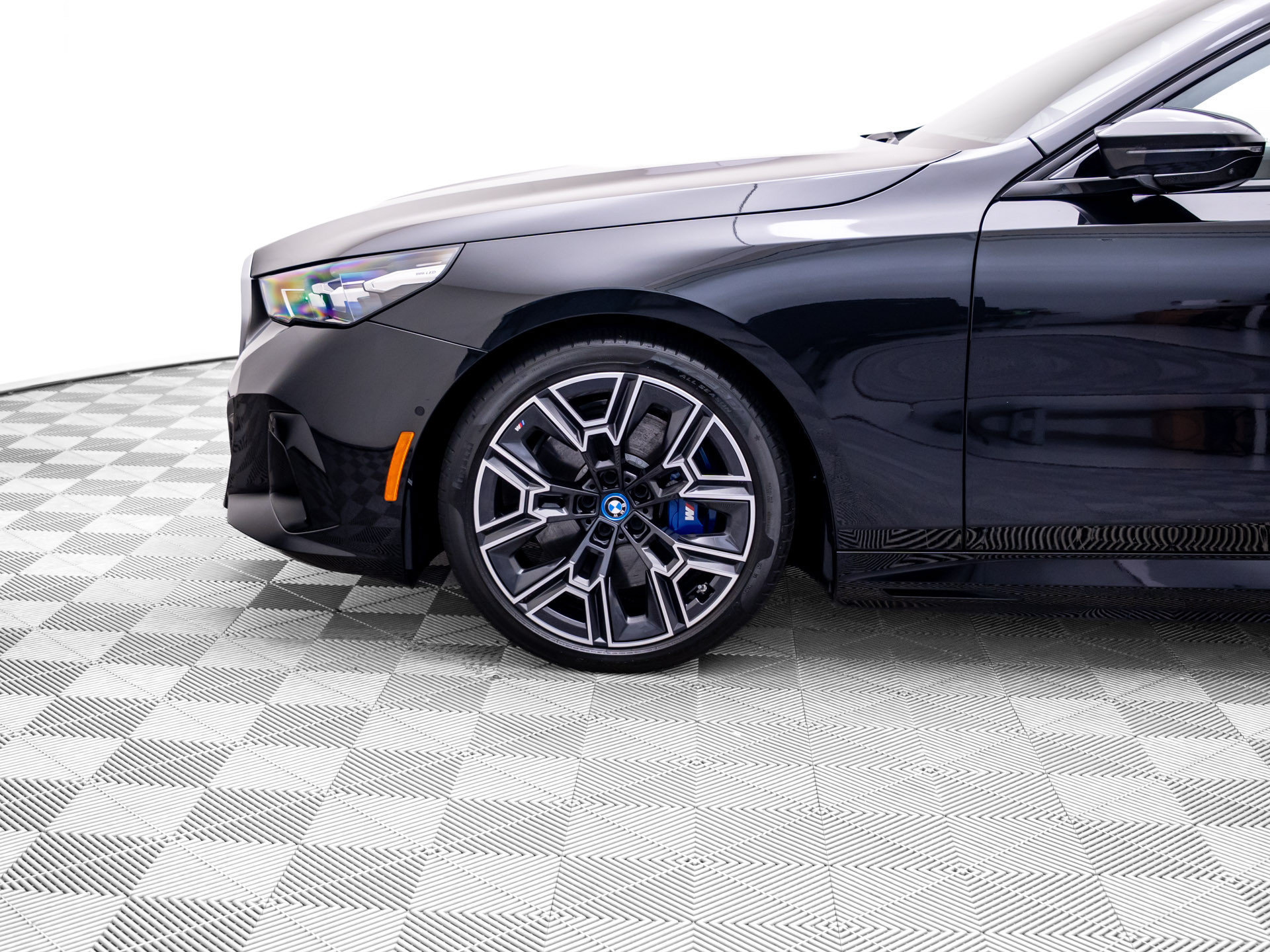 Certified 2024 BMW i5 M60 w/ Premium Package AWD/4WD image 36