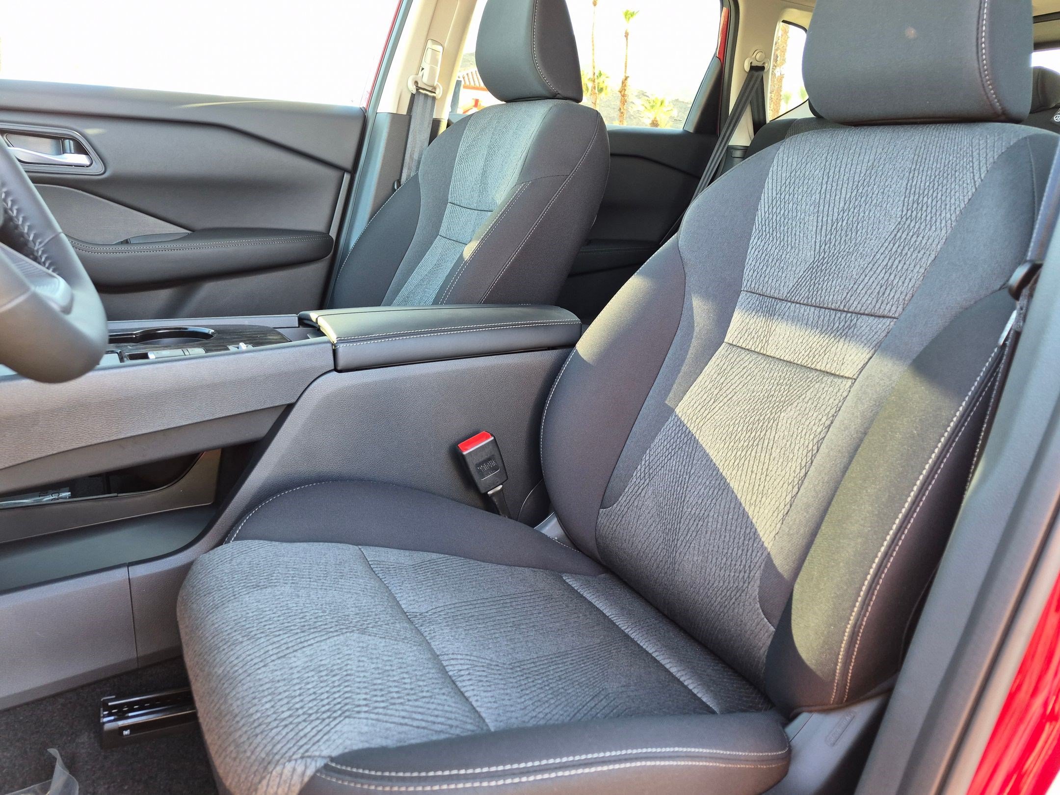 New 2026 Nissan Rogue SV FWD image 13