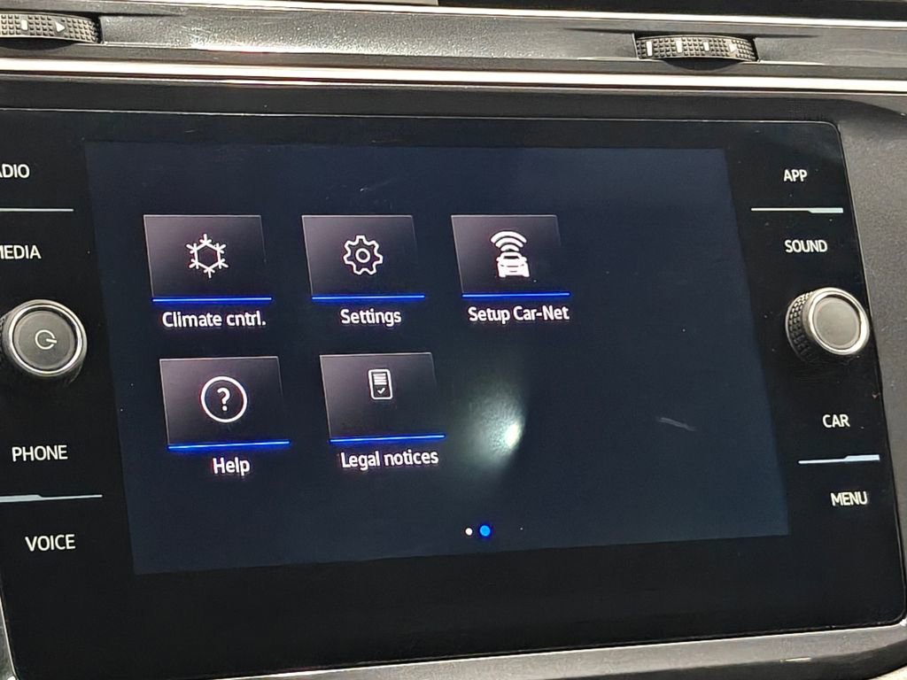 Used 2024 Volkswagen Tiguan SE R-Line image 39