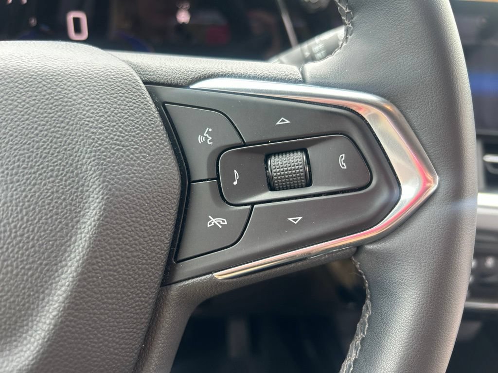 Certified 2024 Chevrolet Trax ACTIV FWD image 27