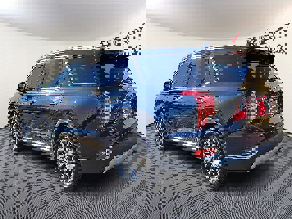 Used 2021 Hyundai Palisade SEL w/ Premium Package image 6