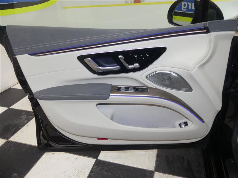 Used 2022 Mercedes-Benz EQS 580 4MATIC image 30