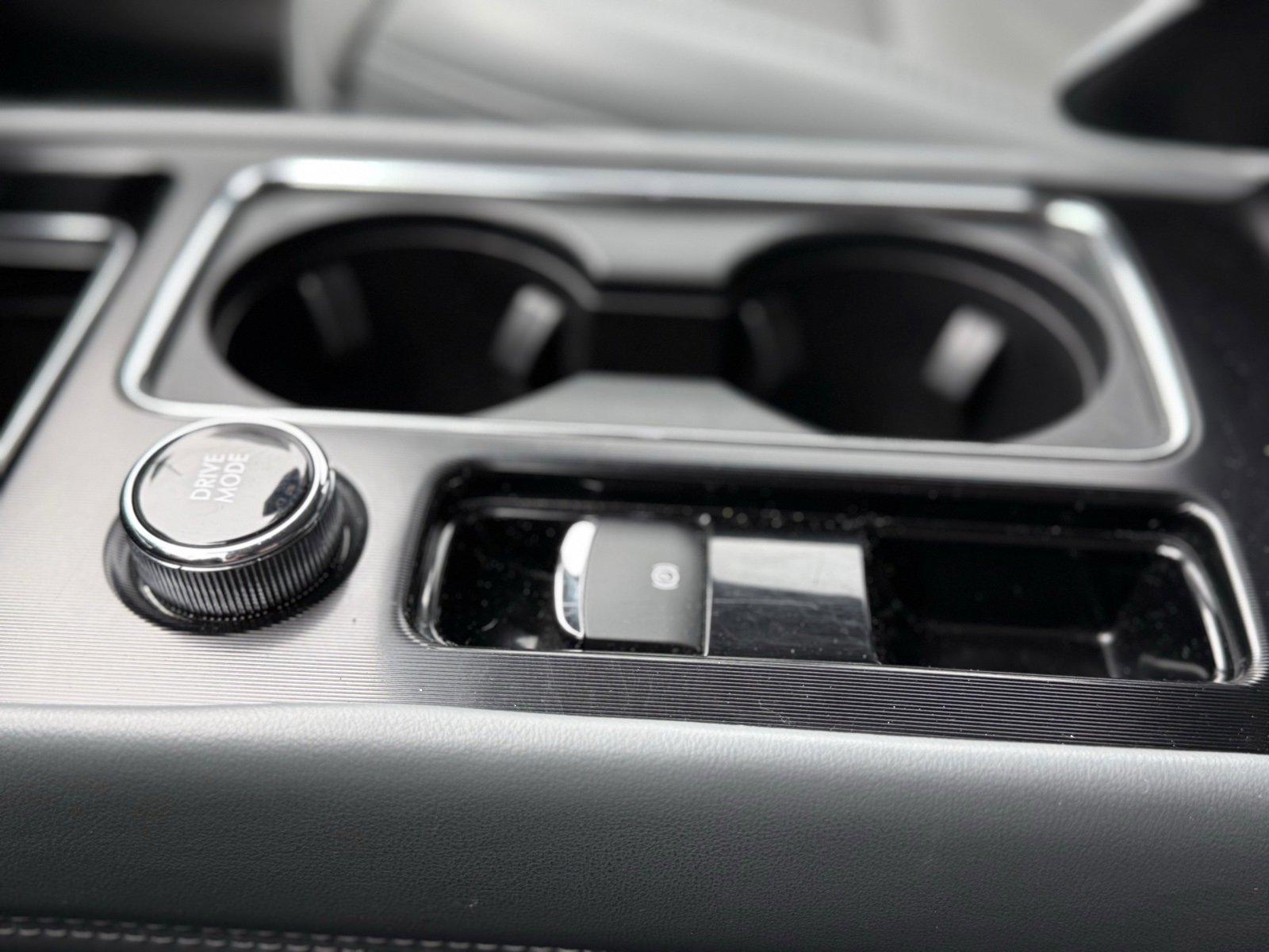 Used 2020 Lincoln Corsair Reserve w/ Equipment Group 201A image 22