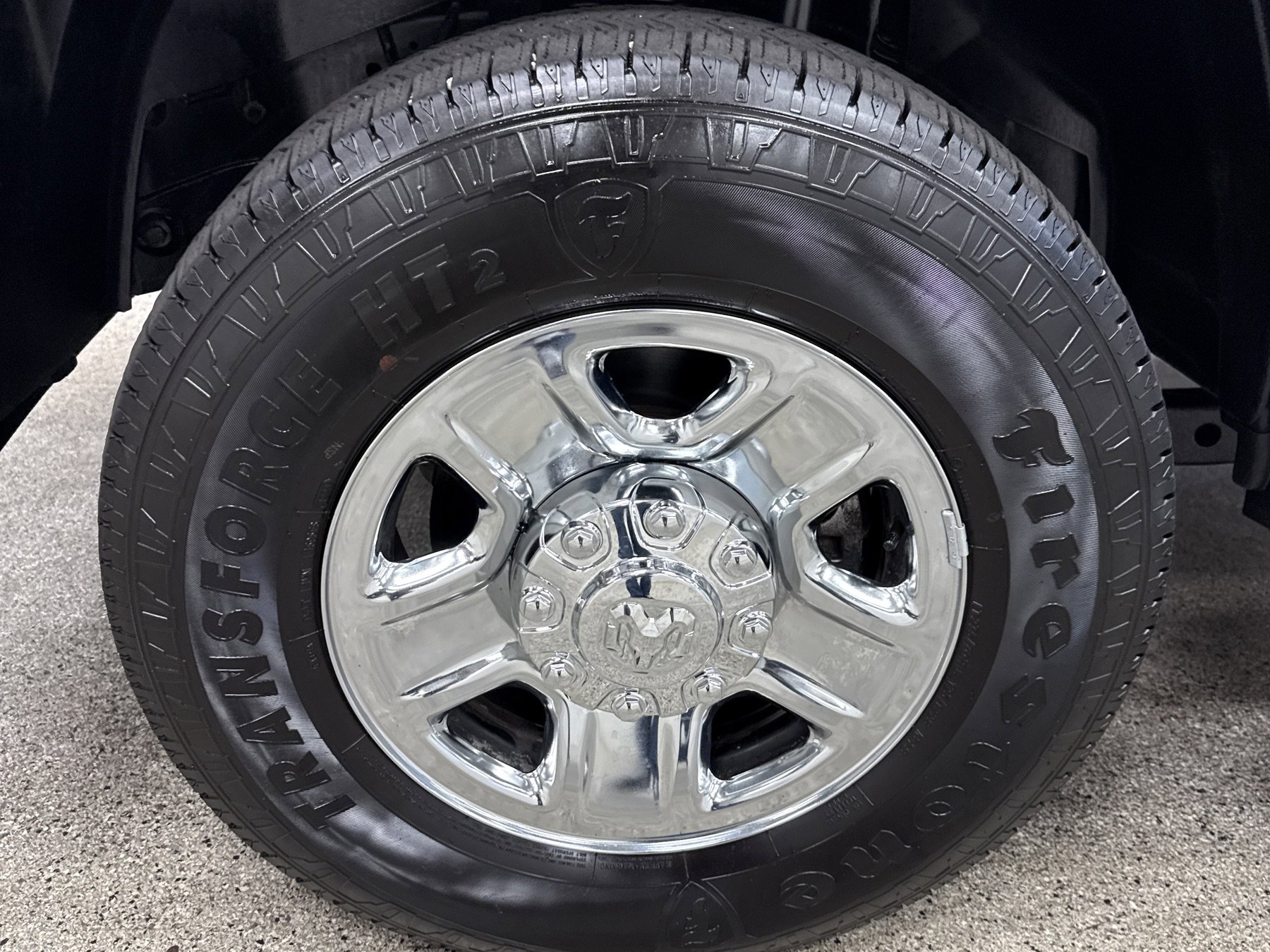 Used 2024 RAM 2500 Big Horn w/ Bed Utility Group image 2