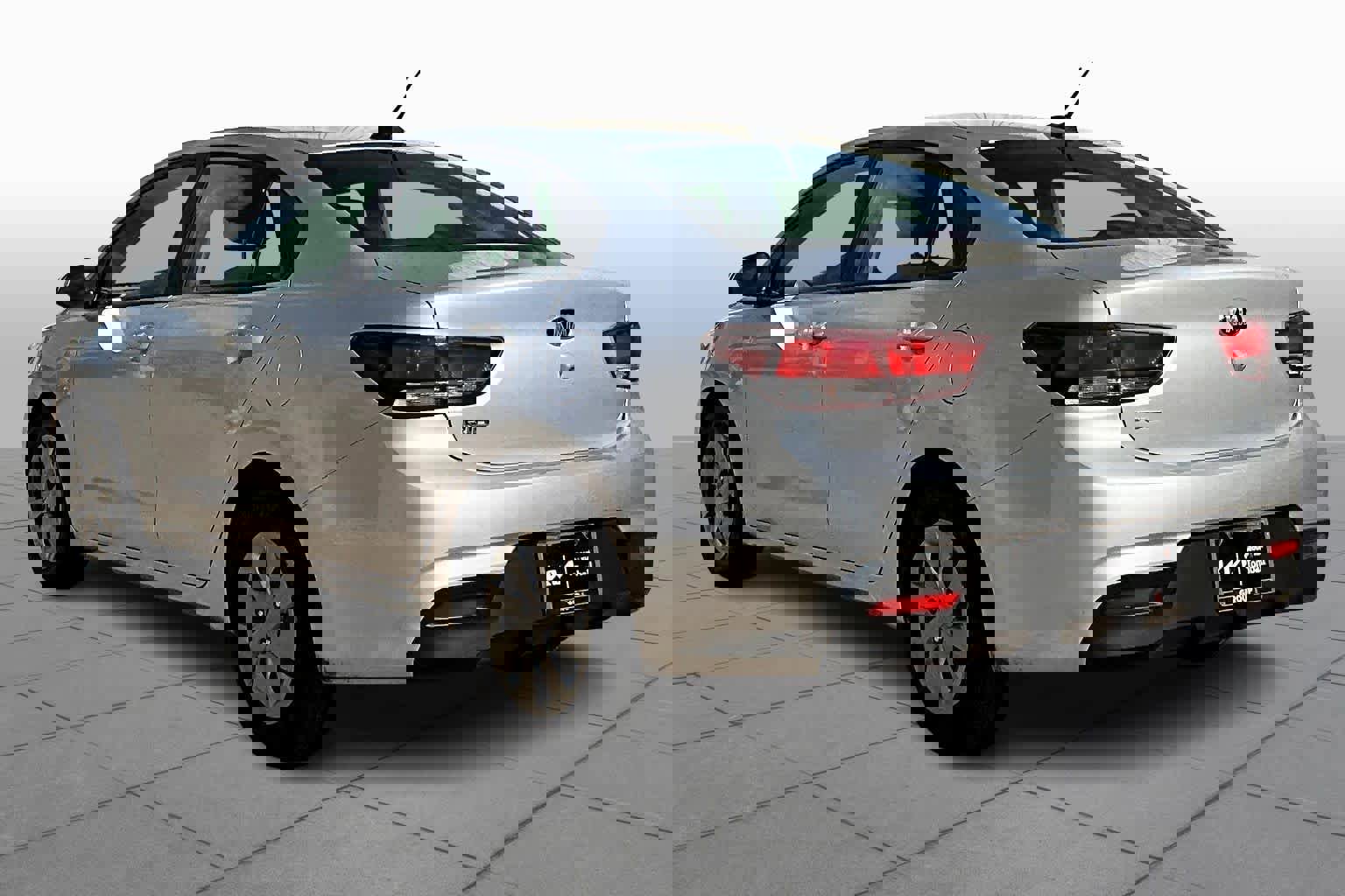 Used 2019 Kia Rio LX image 10