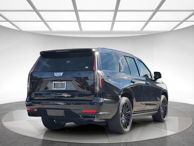 Used 2021 Cadillac Escalade Sport Platinum w/ Heavy-Duty Trailer Package image 5