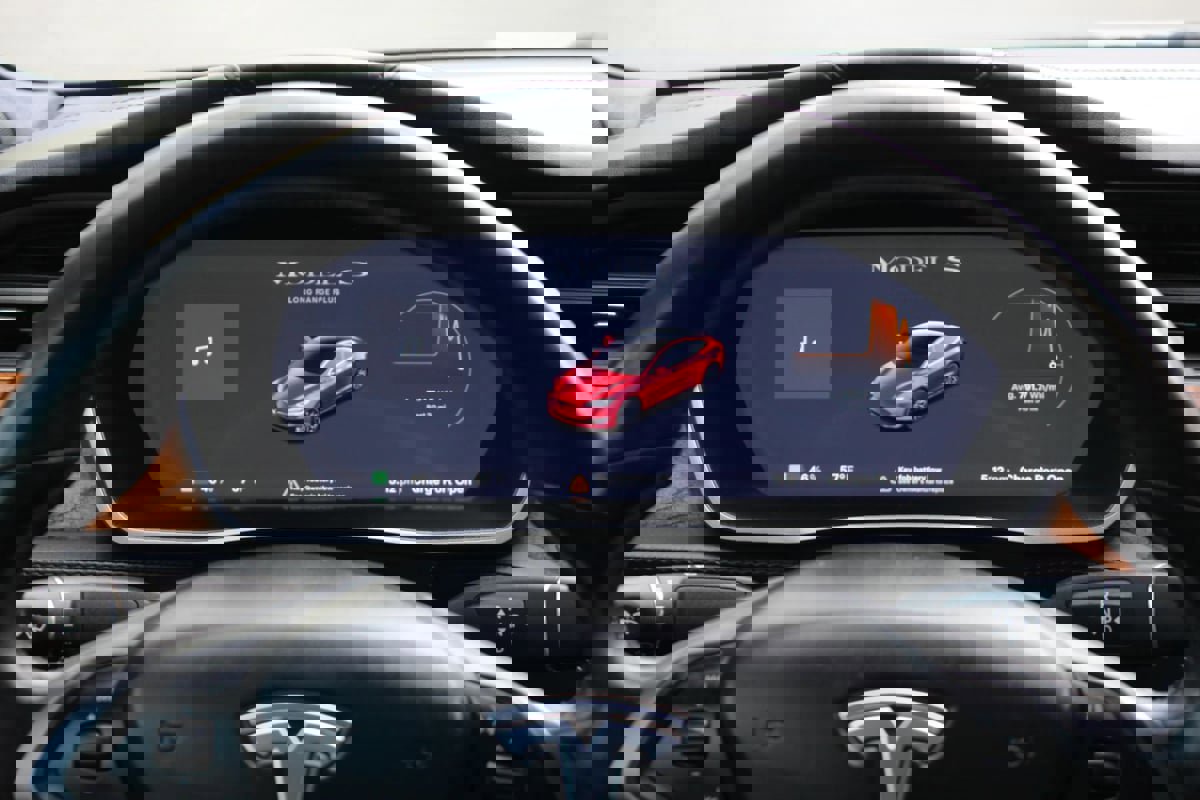 Used 2020 Tesla Model S Long Range Plus AWD/4WD image 15