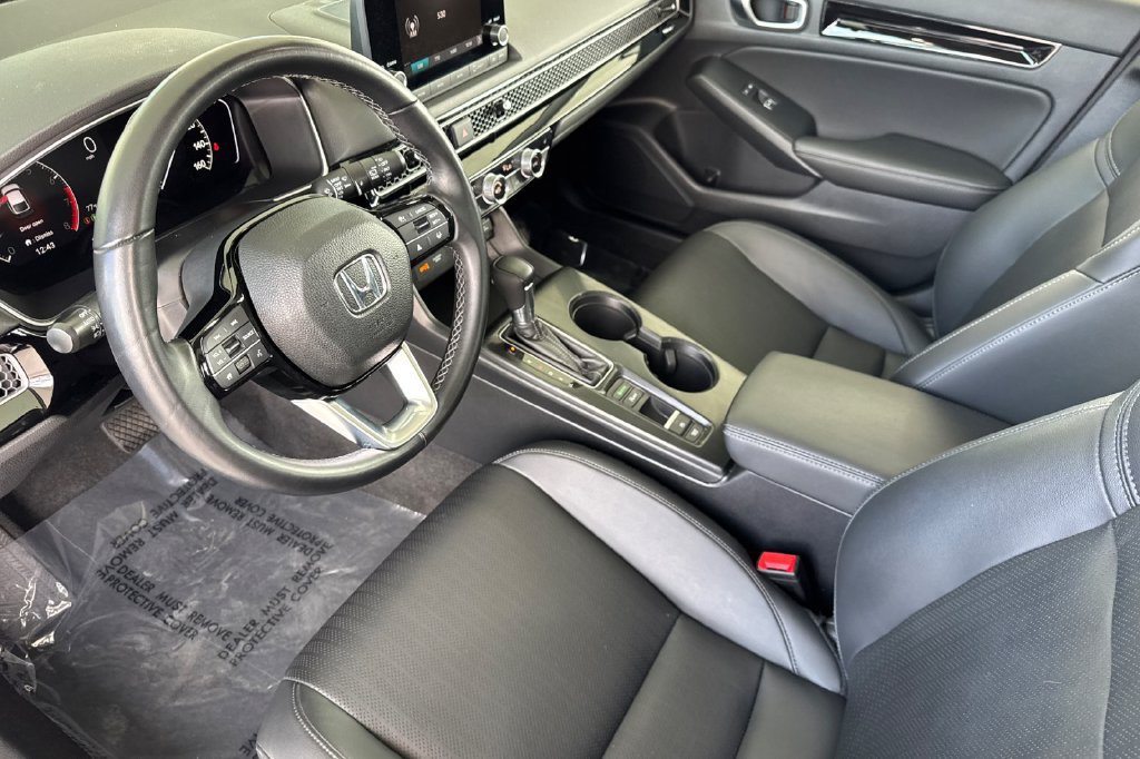 Certified 2024 Honda Civic EX-L image 3