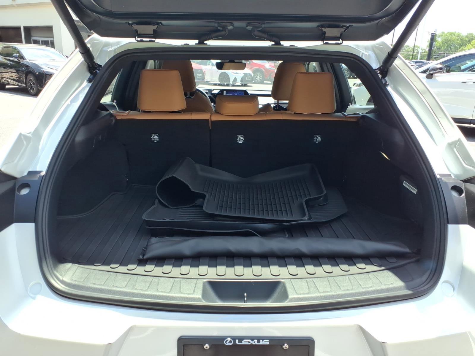 Used 2025 Lexus UX 300h AWD w/ Cold Area Package image 19