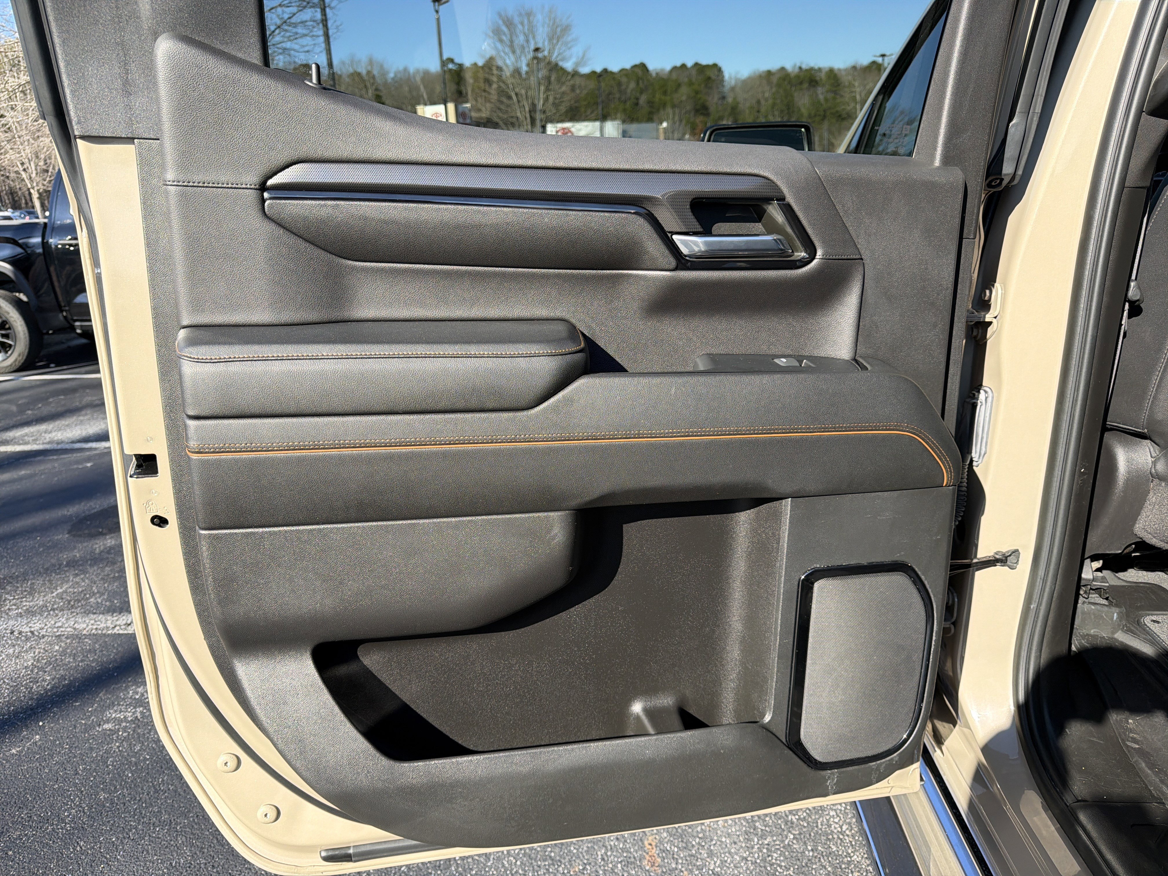 Used 2023 GMC Sierra 1500 AT4 w/ Technology Package image 20