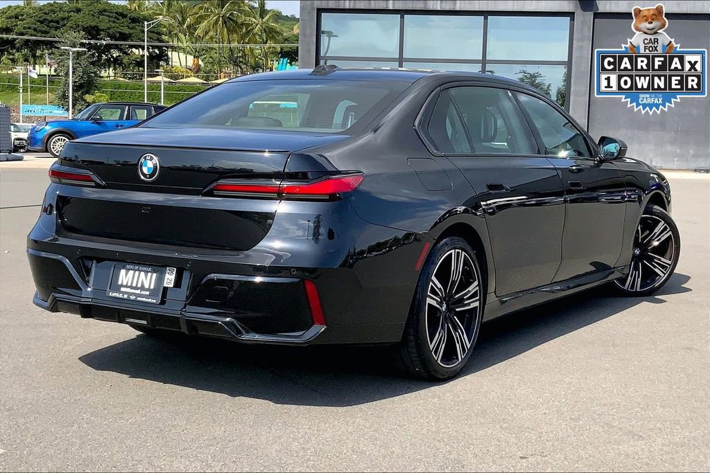 Used 2023 BMW 740i RWD image 10