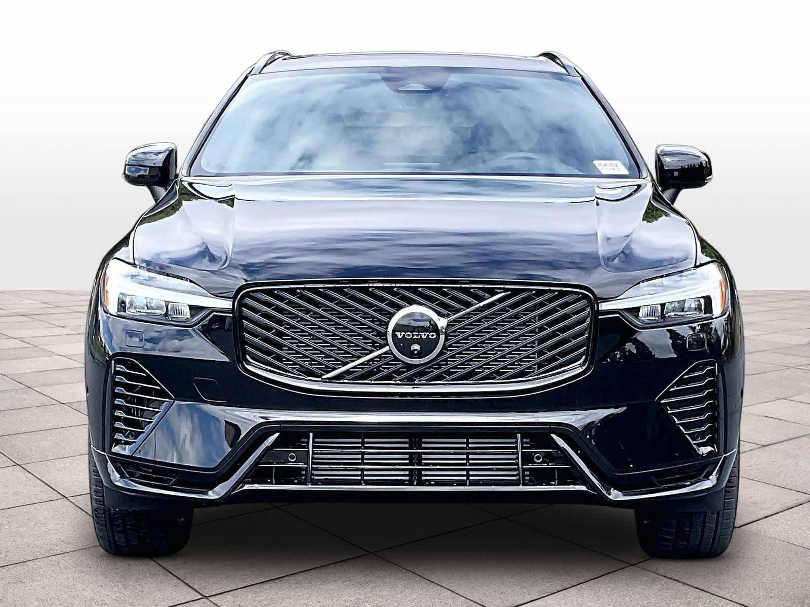 New 2026 Volvo XC60 T8 Plus w/ Climate Package AWD/4WD image 5