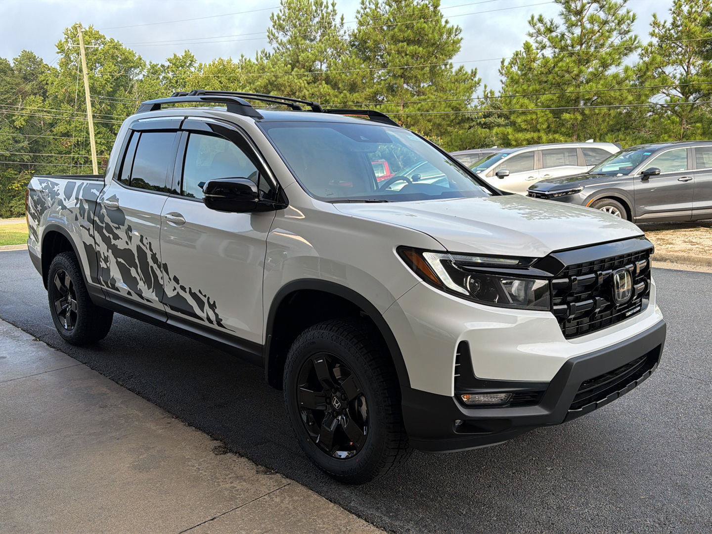 New 2026 Honda Ridgeline Black Edition image 8