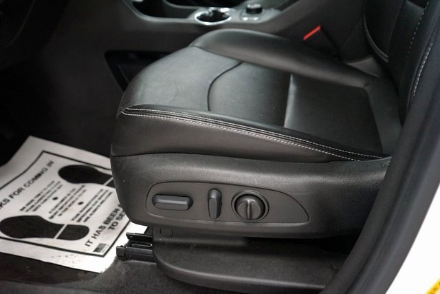 Used 2022 GMC Terrain SLT image 24