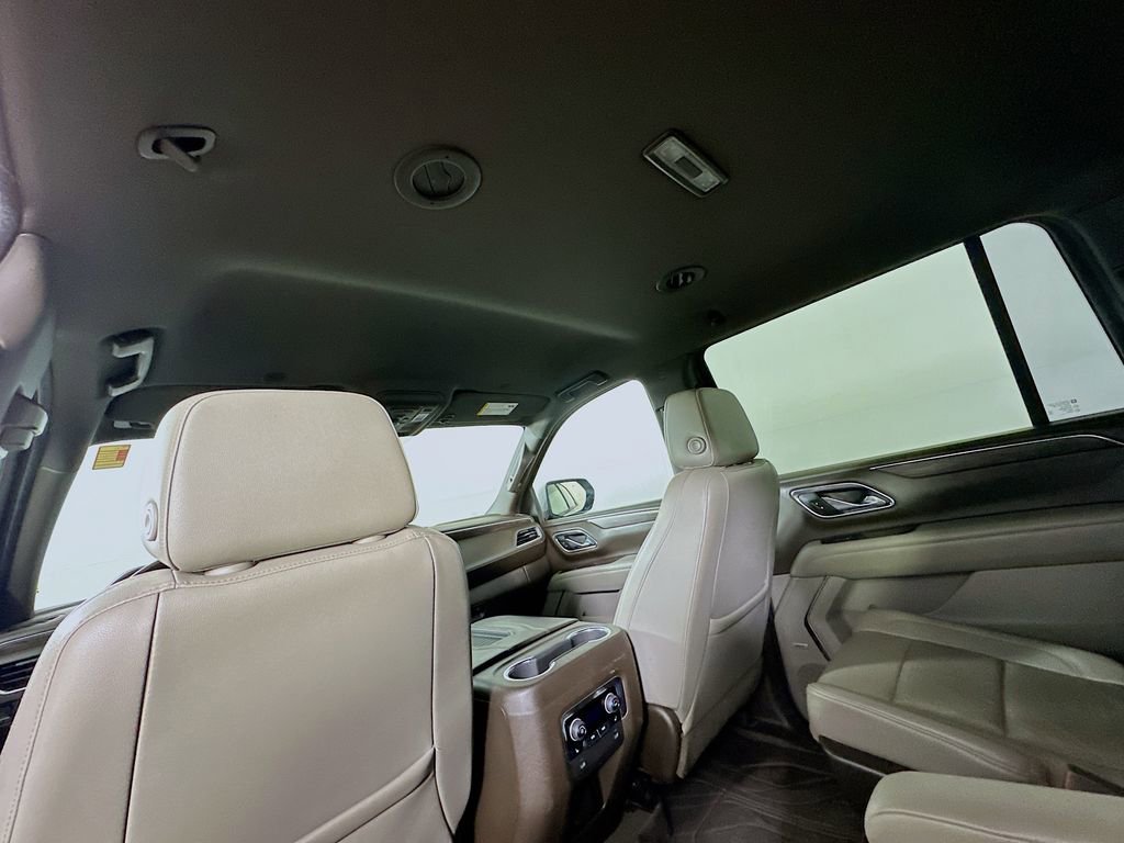 Used 2021 Chevrolet Suburban Z71 w/ Z71 Off-Road Package image 13